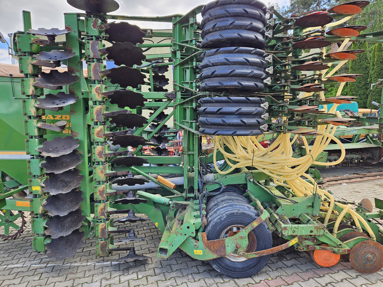 Amazone Cirrus 6001 Super - 联合条播机:图5 Amazone Cirrus 6001 Super - 联合条播机:图5