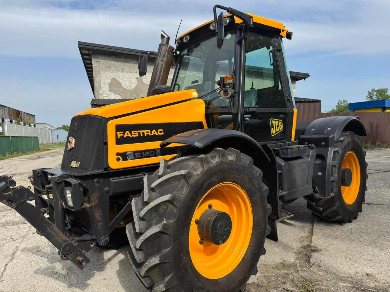 JCB FASTRAC 2140 - 拖拉机:图2 JCB FASTRAC 2140 - 拖拉机:图2