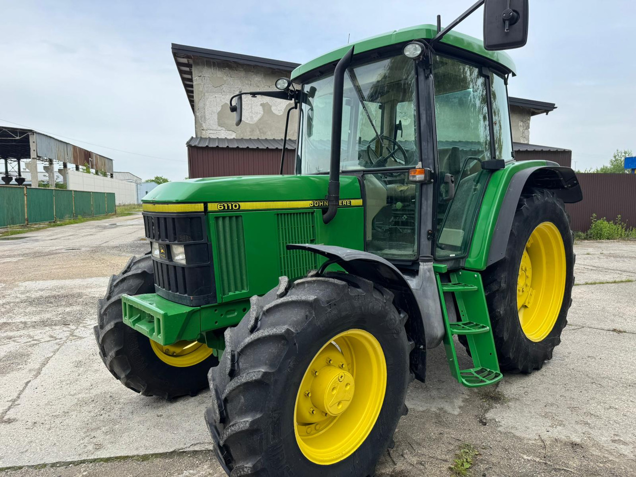 JOHN DEERE 6110 - 拖拉机:图2 JOHN DEERE 6110 - 拖拉机:图2