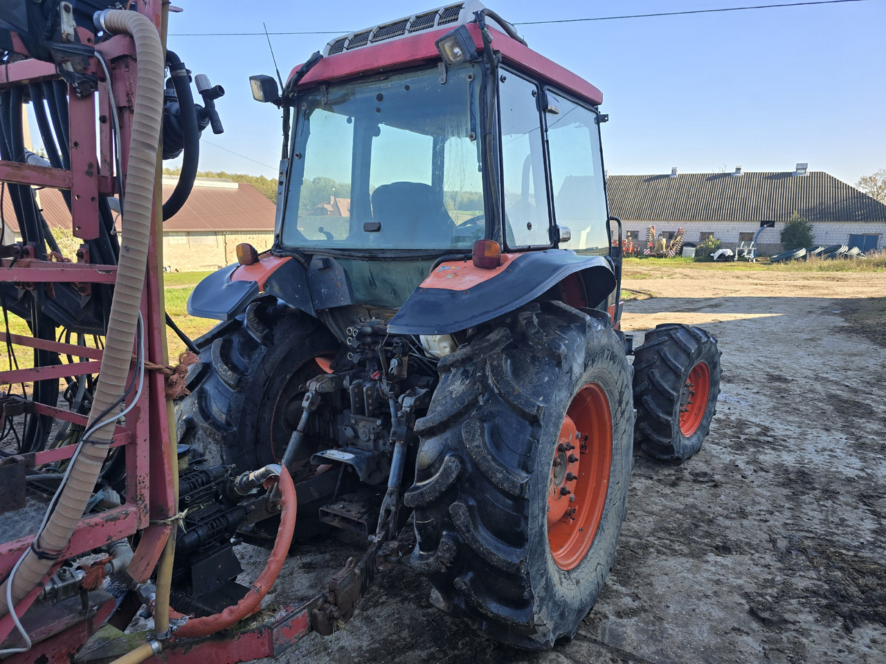 KUBOTA ME9000 - 拖拉机:图4 KUBOTA ME9000 - 拖拉机:图4