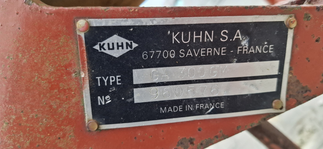 KUHN GA 300 GM - 翻草机/ 搂草机:图5 KUHN GA 300 GM - 翻草机/ 搂草机:图5