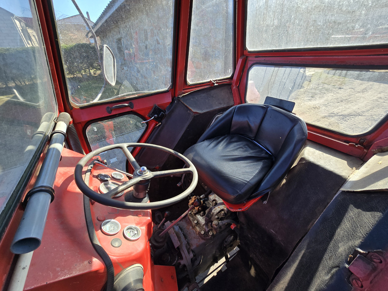 MASSEY FERGUSON 135 - 拖拉机:图4 MASSEY FERGUSON 135 - 拖拉机:图4