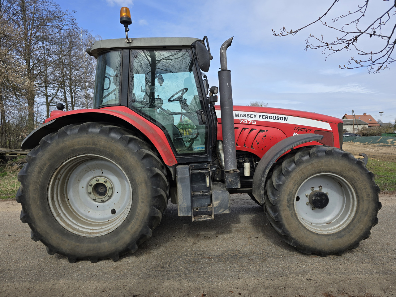 MASSEY-FERGUSON 7475 Dyna-VT - 拖拉机:图4 MASSEY-FERGUSON 7475 Dyna-VT - 拖拉机:图4