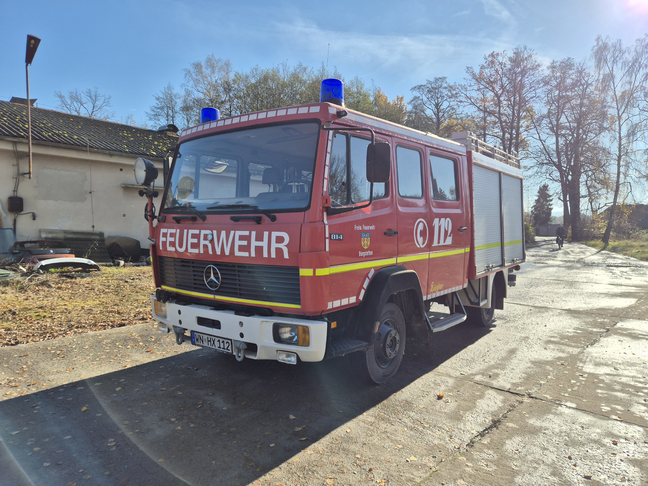 MERCEDES-BENZ 814F LF 8/6 - 消防车:图4 MERCEDES-BENZ 814F LF 8/6 - 消防车:图4