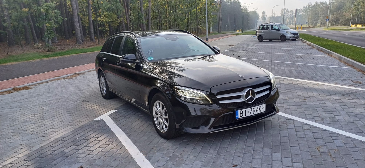 MERCEDES-BENZ C 200 D (W205) - 汽车:图1 MERCEDES-BENZ C 200 D (W205) - 汽车:图1