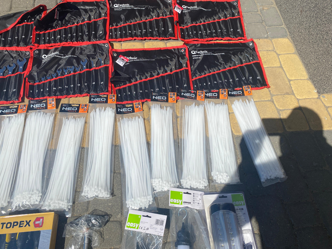 Neo Tools, qtechnic narzedzi, klucze, lampy led - 车间设备:图5 Neo Tools, qtechnic narzedzi, klucze, lampy led - 车间设备:图5
