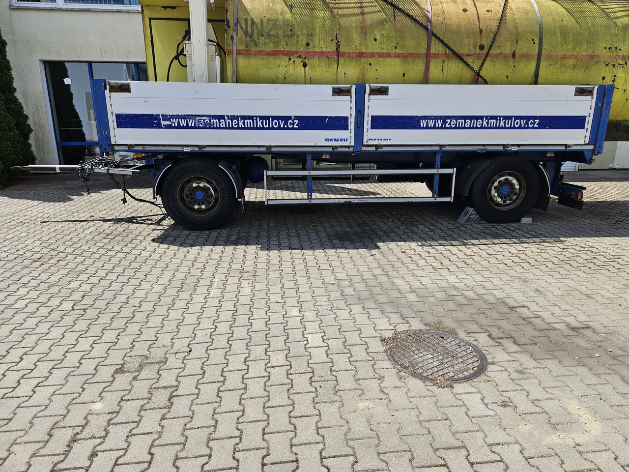 PV18 - 汽车拖车:图1 PV18 - 汽车拖车:图1