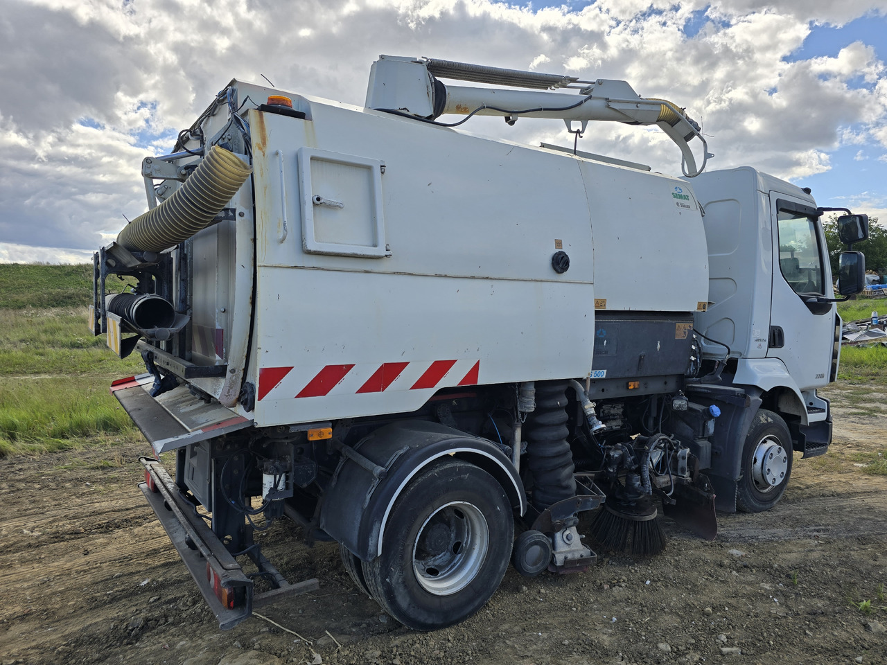 RENAULT Midlum - 道路清扫机:图4 RENAULT Midlum - 道路清扫机:图4