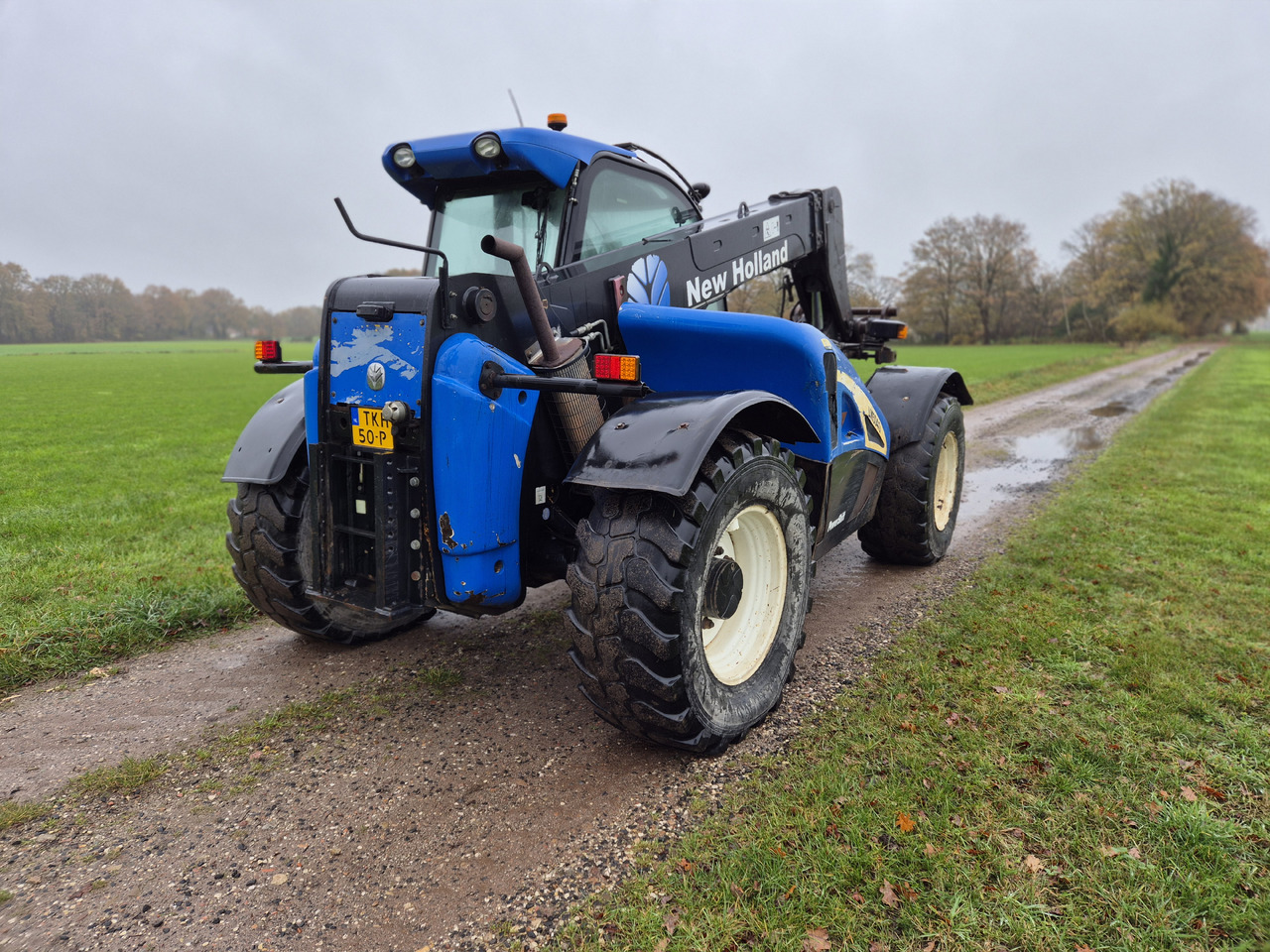 NEW HOLLAND LM 5040 - 建筑机械:图3 NEW HOLLAND LM 5040 - 建筑机械:图3