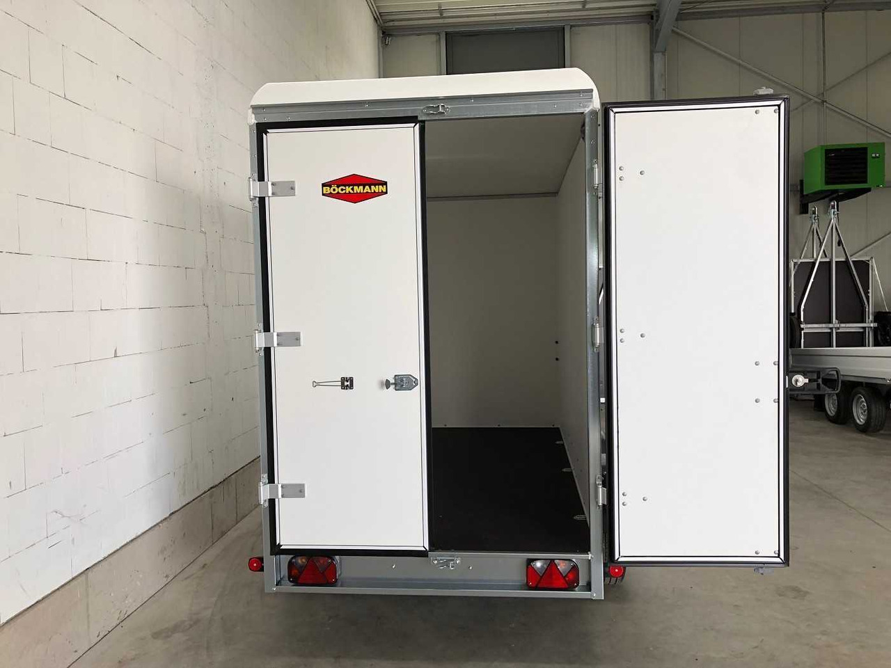 新的 封闭厢式拖车 BOECKMANN KT 3015/20 H Kofferanhänger:图6 新的 封闭厢式拖车 BOECKMANN KT 3015/20 H Kofferanhänger:图6