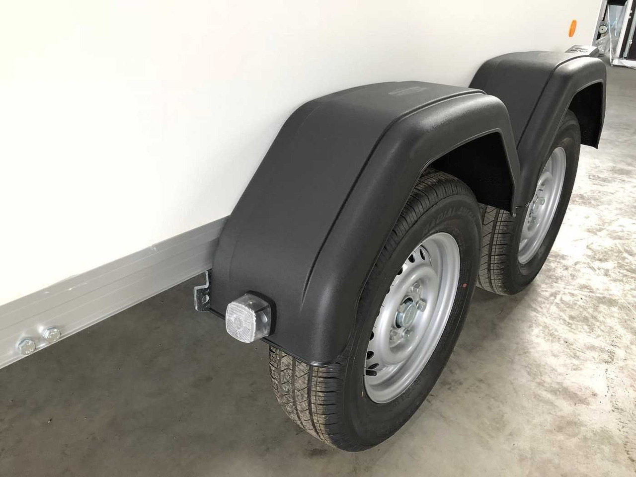 新的 封闭厢式拖车 BOECKMANN KT 3015/20 H Kofferanhänger:图10 新的 封闭厢式拖车 BOECKMANN KT 3015/20 H Kofferanhänger:图10