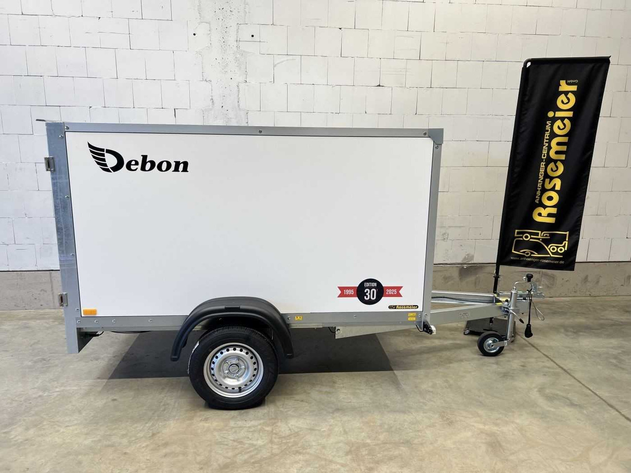CHEVAL LIBERTE DEBON C220 Roadster 1-Flügeltür Kofferanhänger - 封闭厢式拖车:图2 CHEVAL LIBERTE DEBON C220 Roadster 1-Flügeltür Kofferanhänger - 封闭厢式拖车:图2