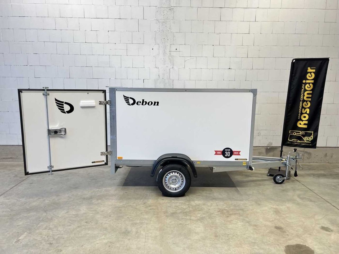 CHEVAL LIBERTE DEBON C220 Roadster 1-Flügeltür Kofferanhänger - 封闭厢式拖车:图1 CHEVAL LIBERTE DEBON C220 Roadster 1-Flügeltür Kofferanhänger - 封闭厢式拖车:图1