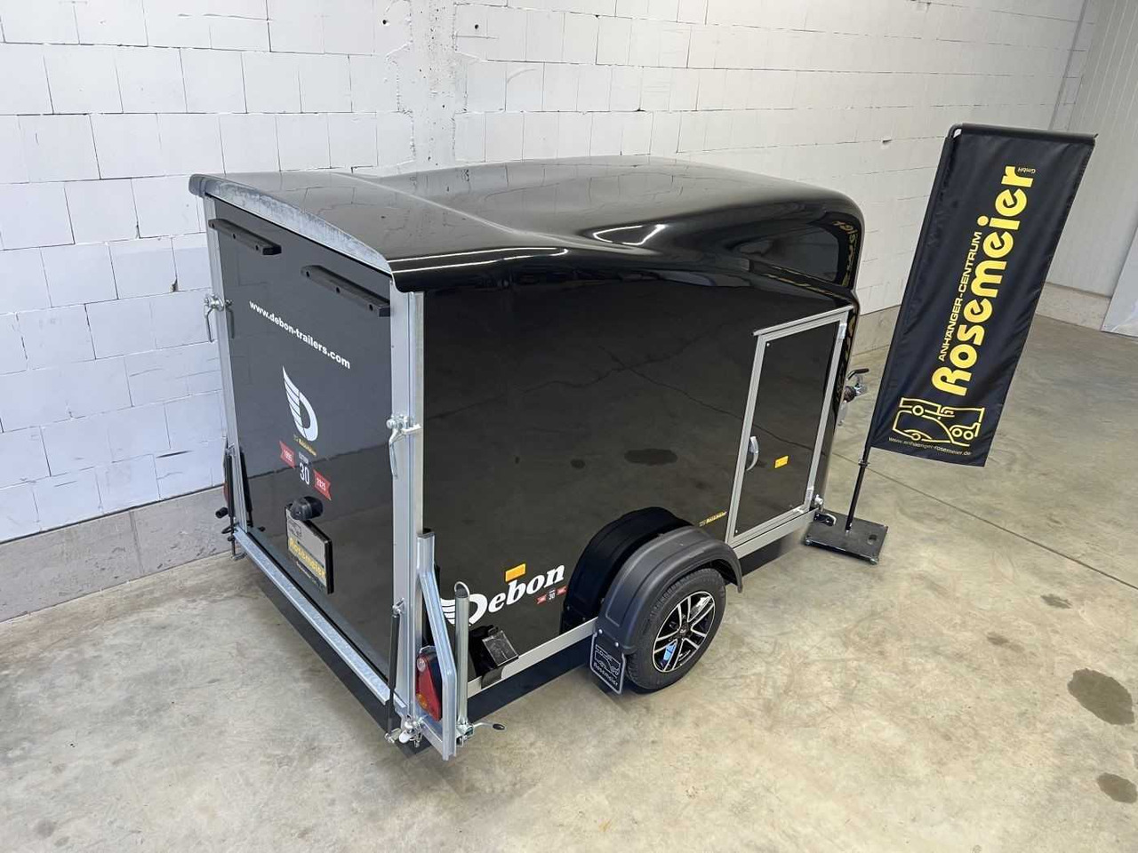 CHEVAL LIBERTE DEBON Cargo 1300.02+Tür Alu-Felgen Kofferanhänger - 封闭厢式拖车:图4 CHEVAL LIBERTE DEBON Cargo 1300.02+Tür Alu-Felgen Kofferanhänger - 封闭厢式拖车:图4