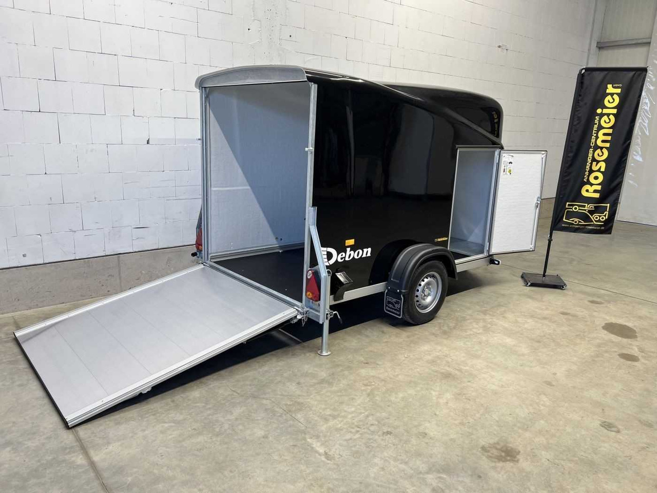 CHEVAL LIBERTE DEBON Cargo 1300.02+Tür Kofferanhänger - 封闭厢式拖车:图2 CHEVAL LIBERTE DEBON Cargo 1300.02+Tür Kofferanhänger - 封闭厢式拖车:图2