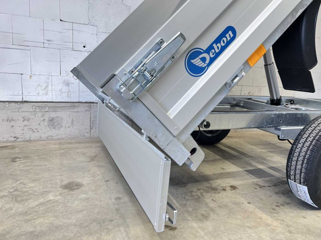 CHEVAL LIBERTE DEBON PW0E Eco 1500 Rückwärtskipper - 翻斗拖车:图4 CHEVAL LIBERTE DEBON PW0E Eco 1500 Rückwärtskipper - 翻斗拖车:图4