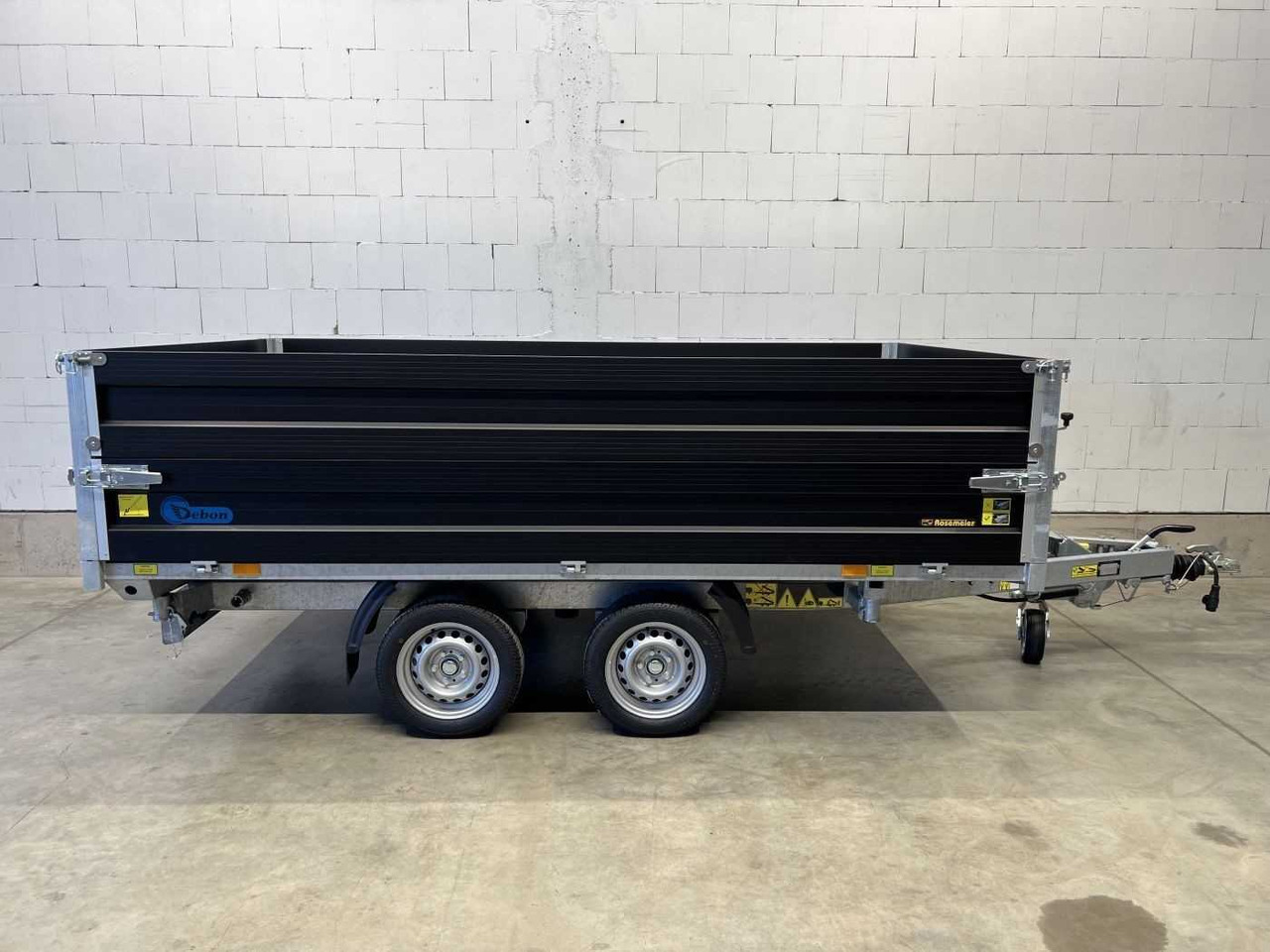 CHEVAL LIBERTE DEBON PW3.3E Black BWEH Dreiseitenkipper - 翻斗拖车:图2 CHEVAL LIBERTE DEBON PW3.3E Black BWEH Dreiseitenkipper - 翻斗拖车:图2