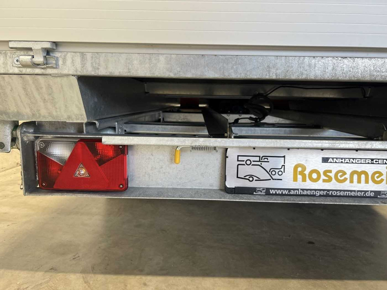 CHEVAL LIBERTE DEBON PW3.6E Gitter Dreiseitenkipper 租赁 CHEVAL LIBERTE DEBON PW3.6E Gitter Dreiseitenkipper:图11 CHEVAL LIBERTE DEBON PW3.6E Gitter Dreiseitenkipper 租赁 CHEVAL LIBERTE DEBON PW3.6E Gitter Dreiseitenkipper:图11