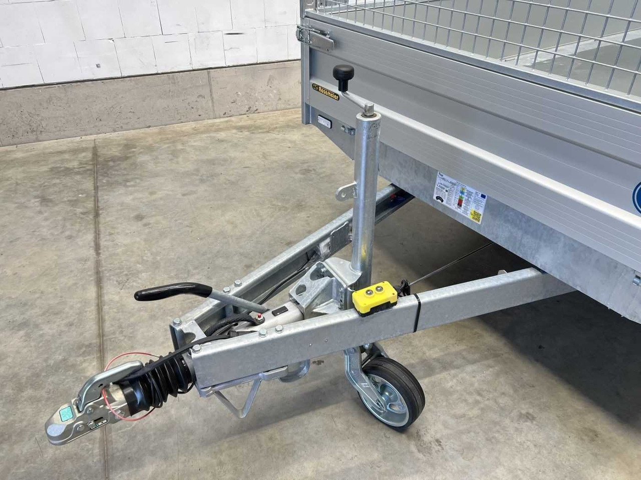 CHEVAL LIBERTE DEBON PW3.6E Gitter Dreiseitenkipper 租赁 CHEVAL LIBERTE DEBON PW3.6E Gitter Dreiseitenkipper:图23 CHEVAL LIBERTE DEBON PW3.6E Gitter Dreiseitenkipper 租赁 CHEVAL LIBERTE DEBON PW3.6E Gitter Dreiseitenkipper:图23