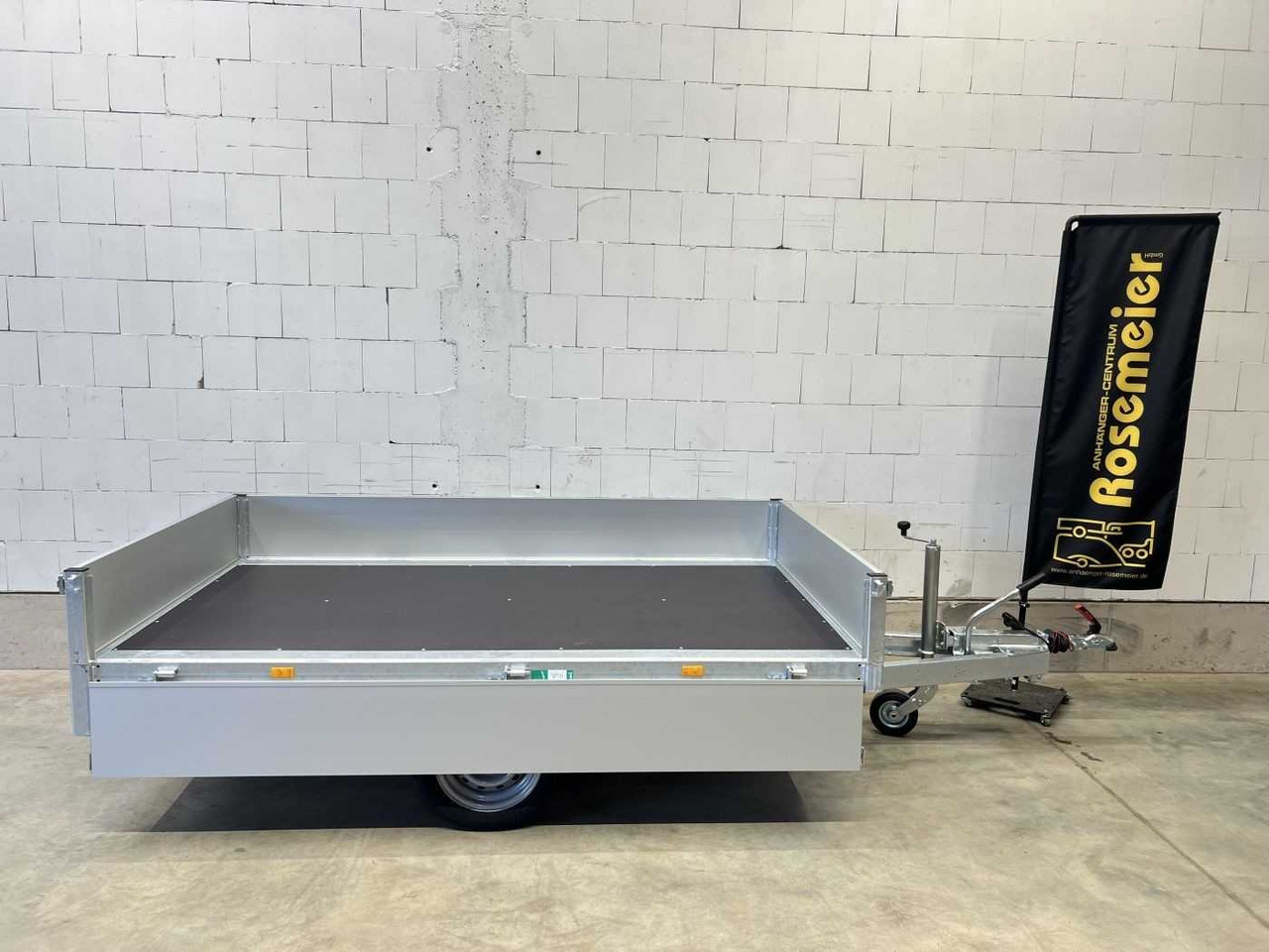 EDUARD 2615-3-P3-1563 Hochlader - 汽车拖车:图1 EDUARD 2615-3-P3-1563 Hochlader - 汽车拖车:图1