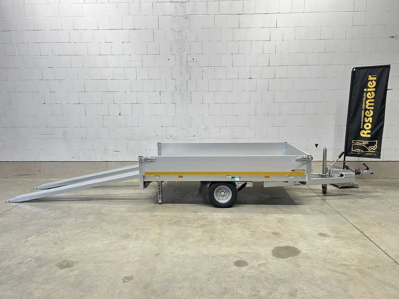 EDUARD 2615-3-PO3-1556 Maschinentransporter - 汽车拖车:图1 EDUARD 2615-3-PO3-1556 Maschinentransporter - 汽车拖车:图1