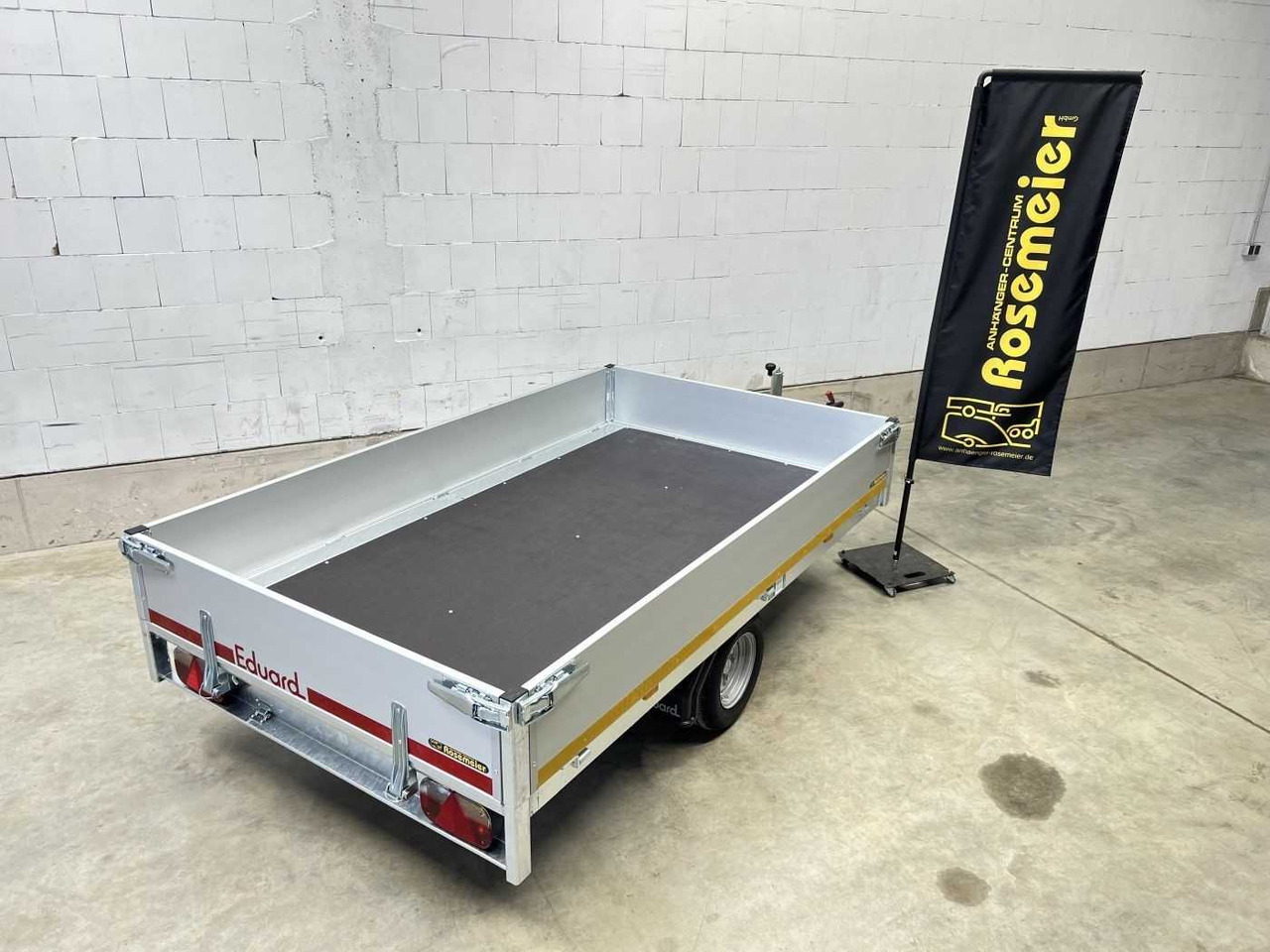 EDUARD 2615-3-PO3-1556 Maschinentransporter - 汽车拖车:图4 EDUARD 2615-3-PO3-1556 Maschinentransporter - 汽车拖车:图4