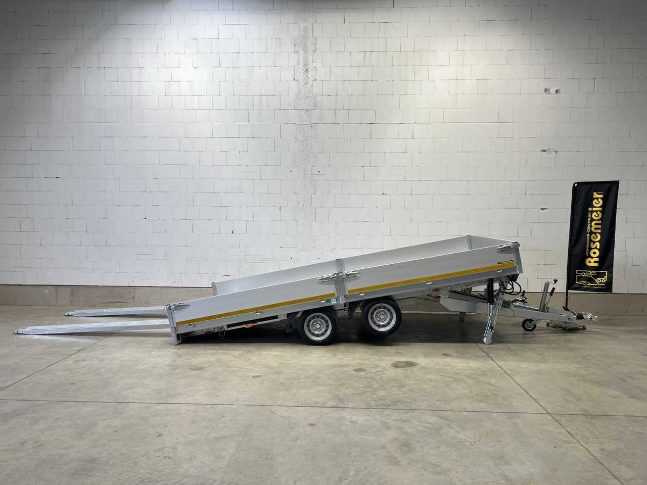 EDUARD 4522-4-AO3-3063-J Maschinentransporter Maschinentransporter - 工程机械拖车:图1 EDUARD 4522-4-AO3-3063-J Maschinentransporter Maschinentransporter - 工程机械拖车:图1