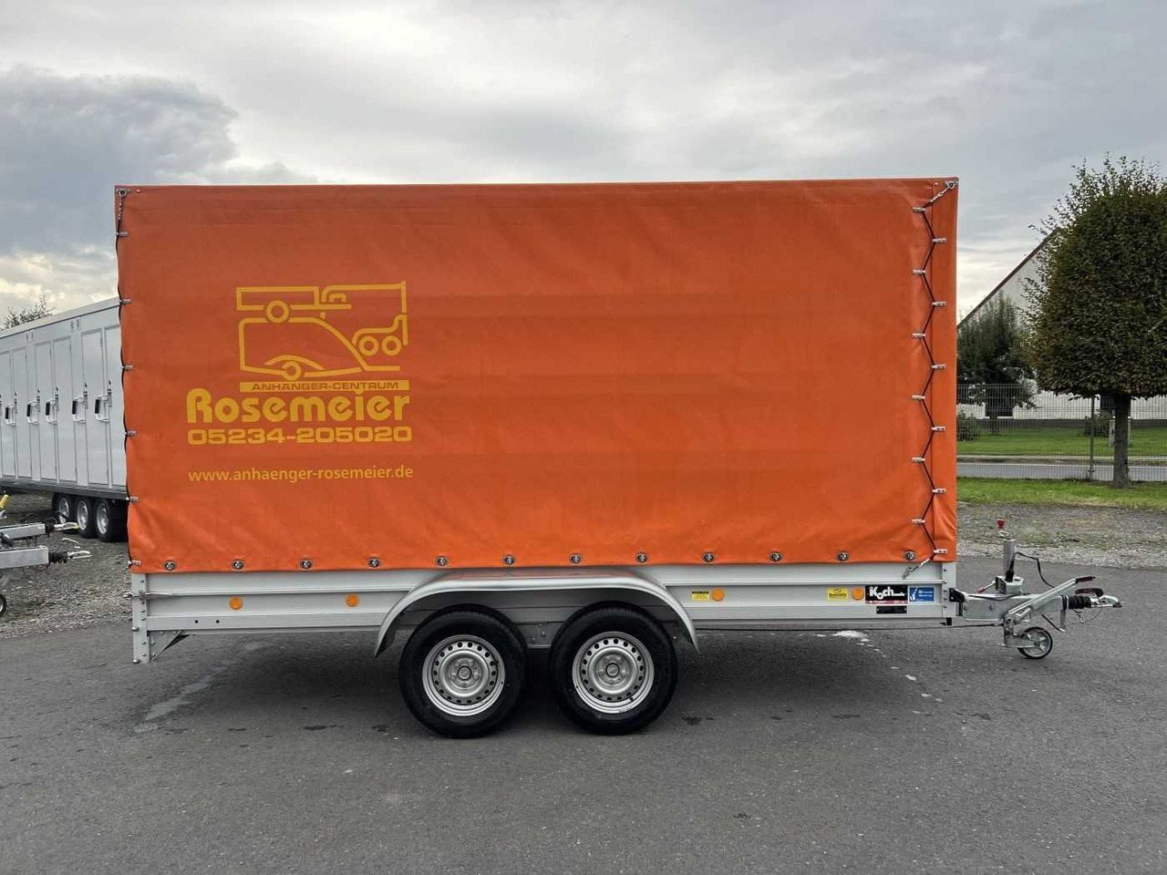 KOCH 150.400.26 Plane Kastenanhänger gebremst - 侧帘拖车:图1 KOCH 150.400.26 Plane Kastenanhänger gebremst - 侧帘拖车:图1