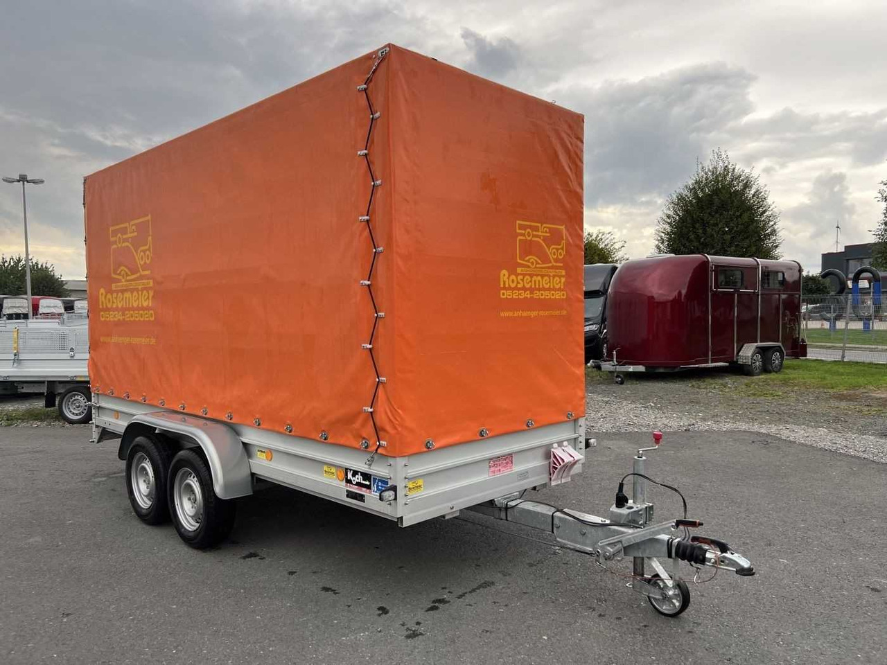 KOCH 150.400.26 Plane Kastenanhänger gebremst - 侧帘拖车:图3 KOCH 150.400.26 Plane Kastenanhänger gebremst - 侧帘拖车:图3