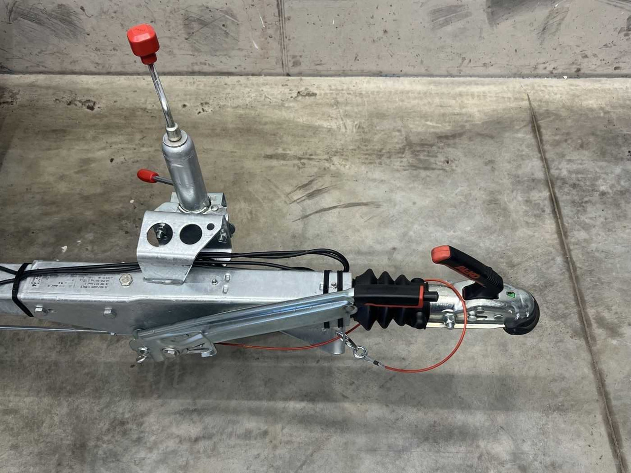 KOCH 4.13 3 BWEH Tür Deckelanhänger - 汽车拖车:图4 KOCH 4.13 3 BWEH Tür Deckelanhänger - 汽车拖车:图4