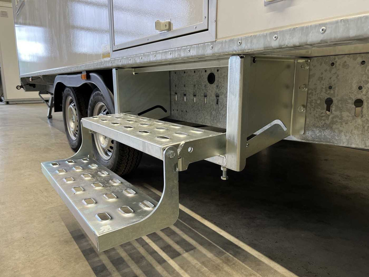 新的 全挂车 ROSEMEIER EW TA-NO Mannschaftswagen 572 Mannschaftswagen：图15