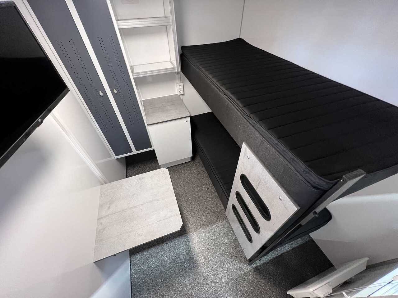 ROSEMEIER EW TA-NO Mannschaftswagen 737 Toilettenanhänger - 建筑集装箱, 全挂车:图4 ROSEMEIER EW TA-NO Mannschaftswagen 737 Toilettenanhänger - 建筑集装箱, 全挂车:图4