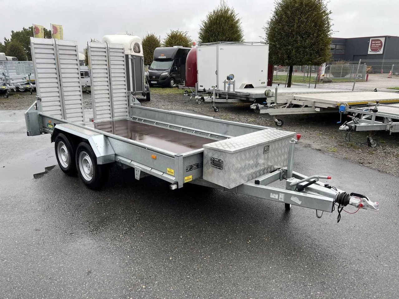 UNSINN UBA 3536-14-1800 4 Rampen Maschinentransporter - 全挂车:图1 UNSINN UBA 3536-14-1800 4 Rampen Maschinentransporter - 全挂车:图1