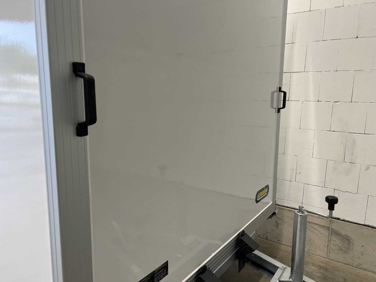 新的 自动售货拖车 UNSINN UKU 421719-26-14 VKL Verkaufsanhänger:图21 新的 自动售货拖车 UNSINN UKU 421719-26-14 VKL Verkaufsanhänger:图21