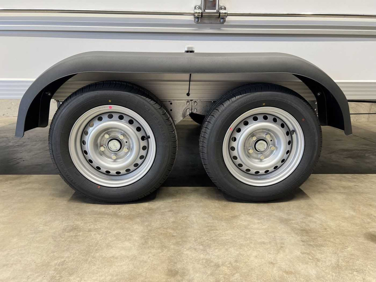 新的 自动售货拖车 UNSINN UKU 421719-26-14 VKL Verkaufsanhänger:图18 新的 自动售货拖车 UNSINN UKU 421719-26-14 VKL Verkaufsanhänger:图18