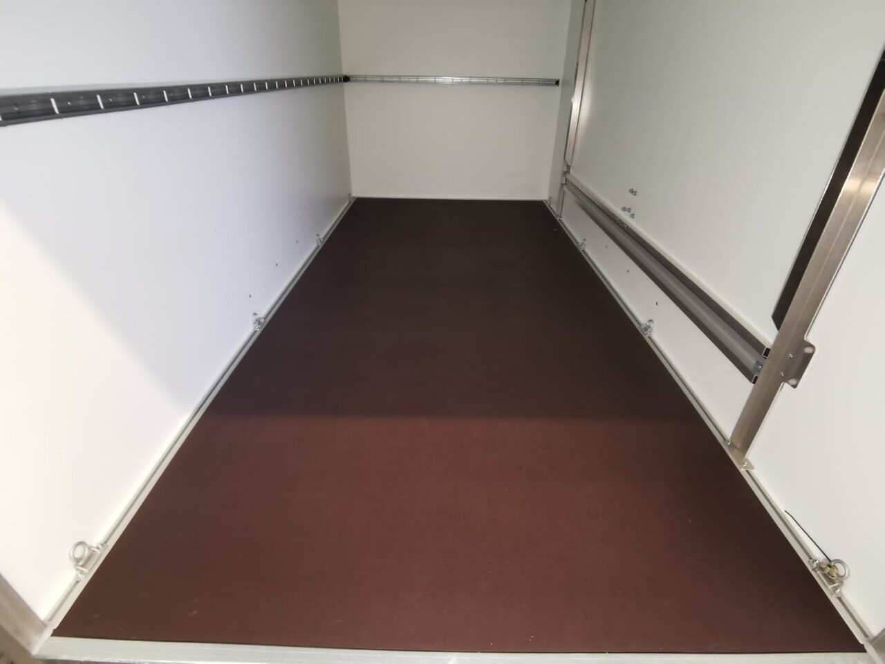 新的 封闭厢式拖车 UNSINN ULK 2636-14-1750 VKL Kofferanhänger：图29