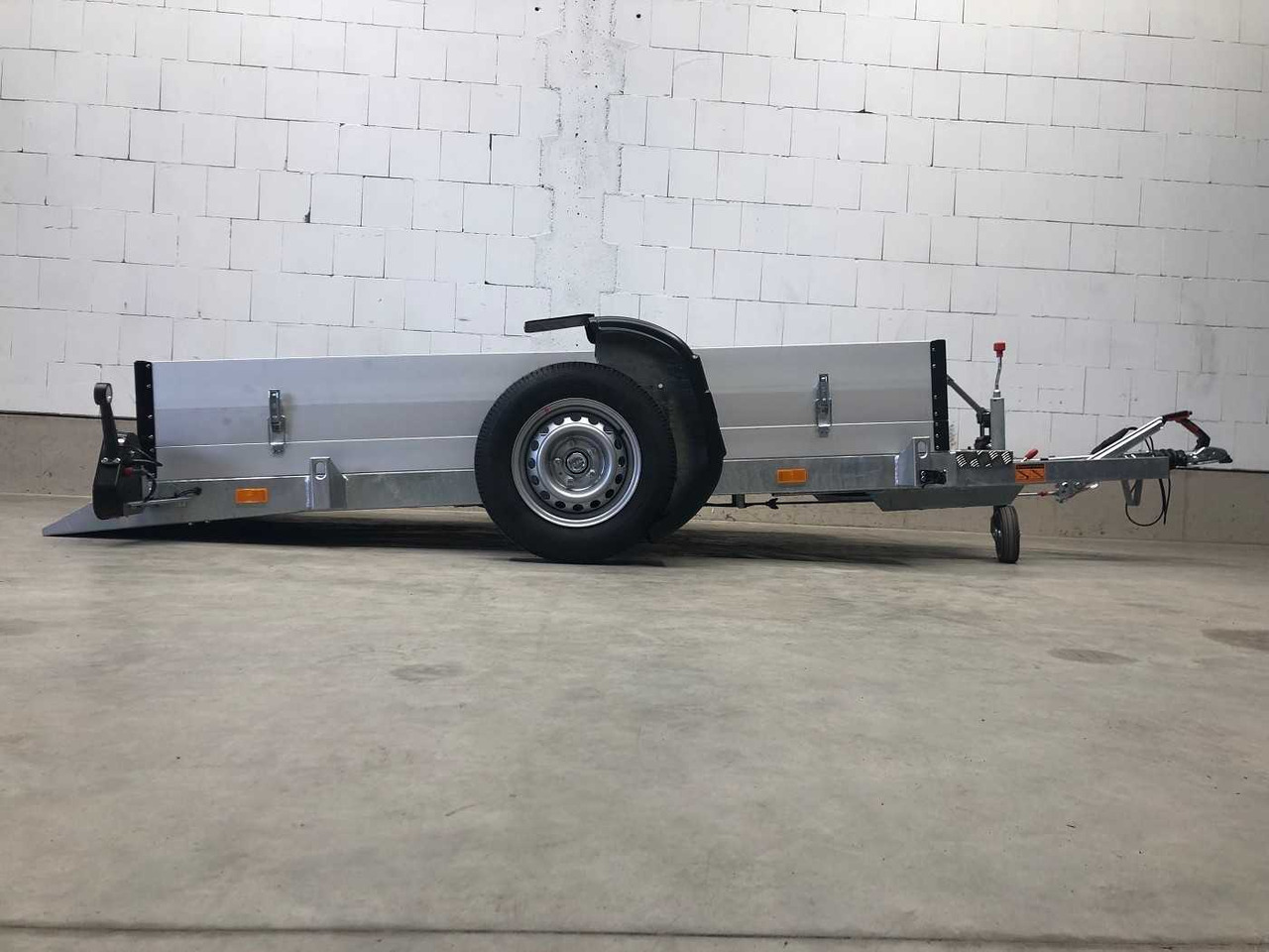 VEZEKO Husky F 10.25 Bordwandaufsatz Absenker - 滚出式/ 箕斗拖车:图1 VEZEKO Husky F 10.25 Bordwandaufsatz Absenker - 滚出式/ 箕斗拖车:图1
