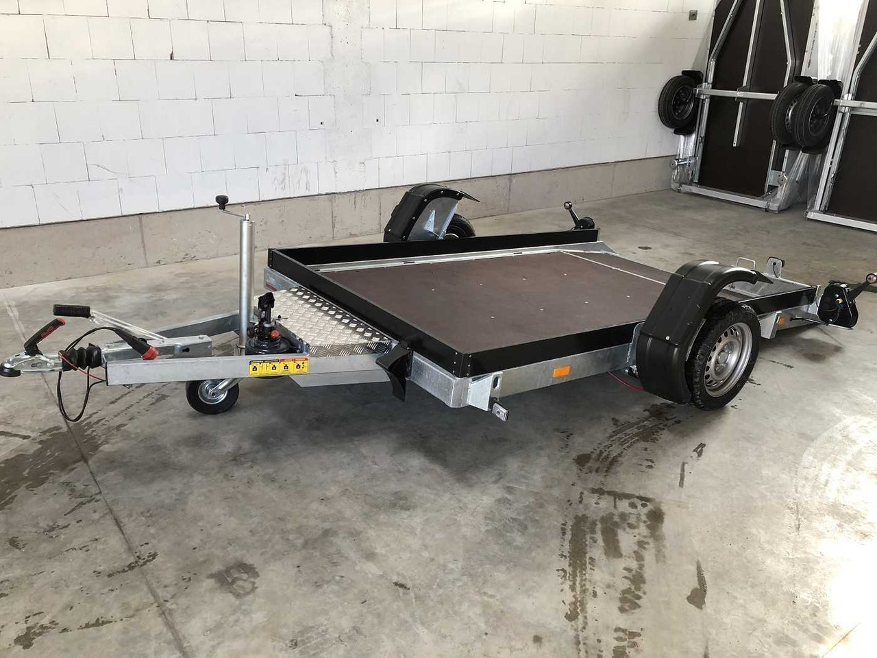 VEZEKO Husky FB 18.28 Absenker - 摩托车拖车:图1 VEZEKO Husky FB 18.28 Absenker - 摩托车拖车:图1