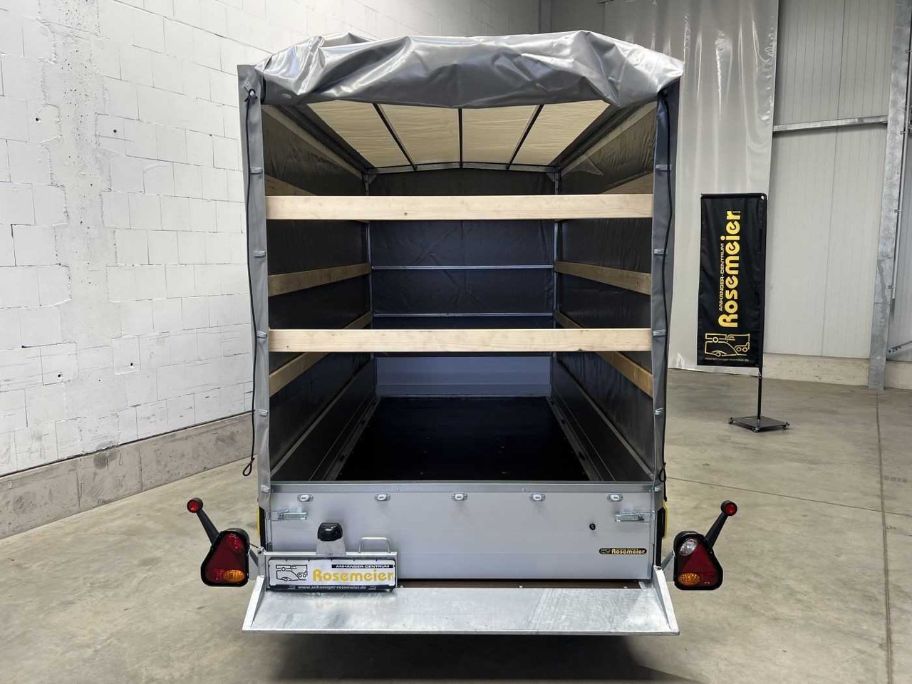 VEZEKO Husky FB 27.35 Plane Absenker - 全挂车:图4 VEZEKO Husky FB 27.35 Plane Absenker - 全挂车:图4