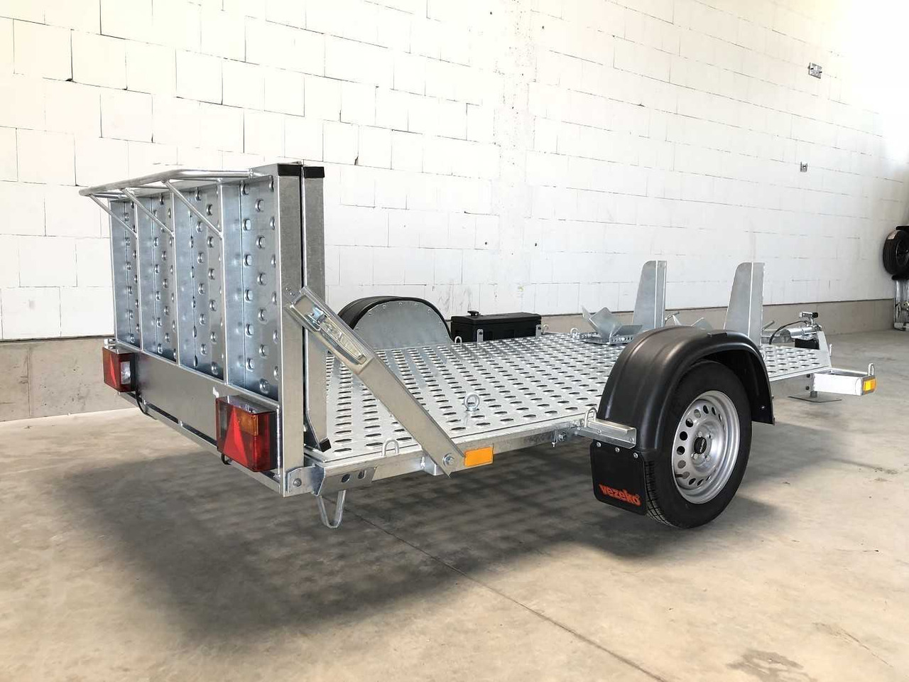 VEZEKO Motovan B 08+Box Motorradanhänger - 摩托车拖车:图5 VEZEKO Motovan B 08+Box Motorradanhänger - 摩托车拖车:图5