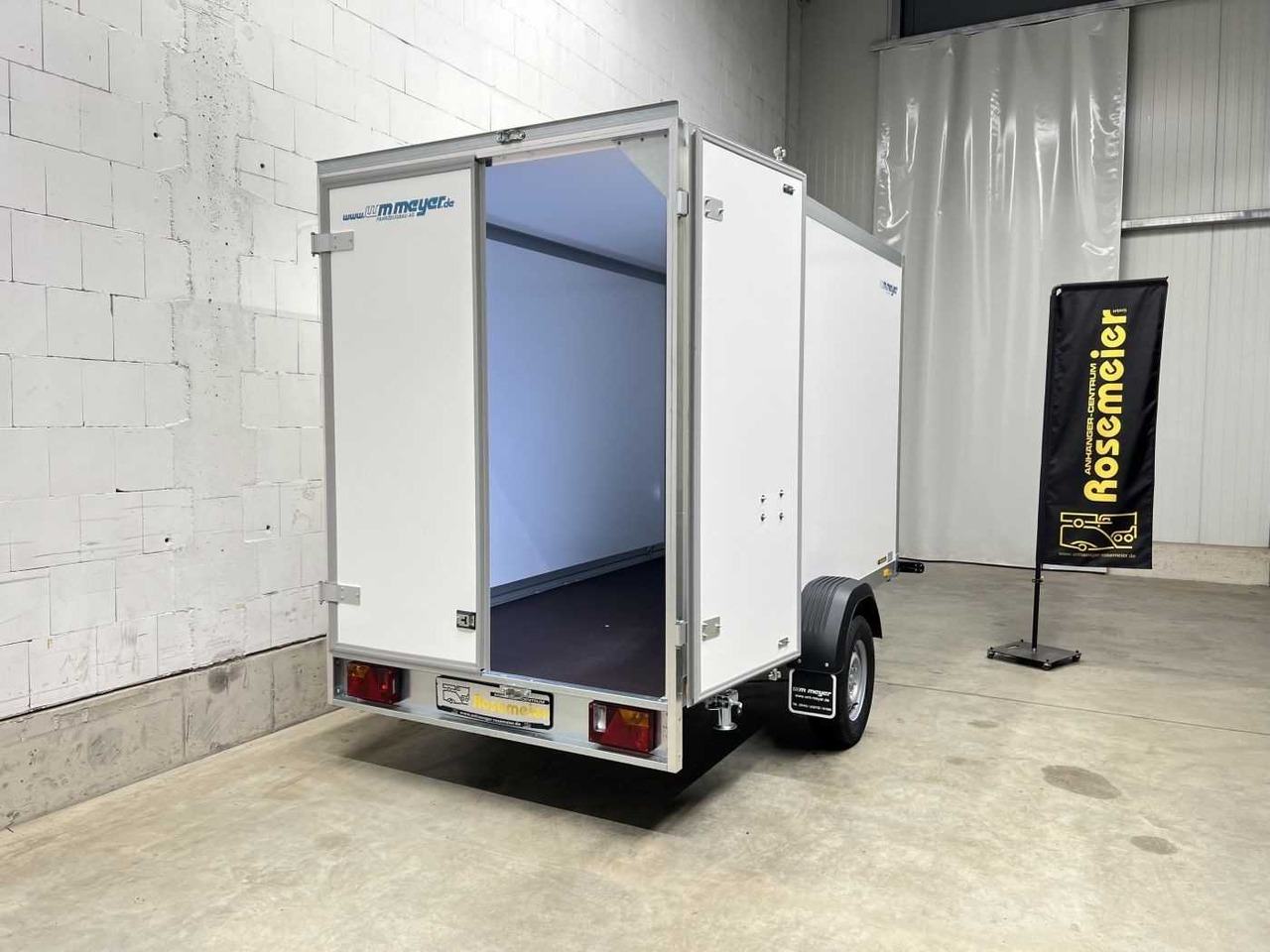 WM MEYER AZ 1330/151 S30 Kofferanhänger - 封闭厢式拖车:图3 WM MEYER AZ 1330/151 S30 Kofferanhänger - 封闭厢式拖车:图3