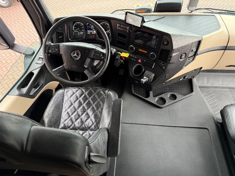 Mercedes-Benz Actros Actros 1943LS Hydrauliek / 478.040KM / Leer / Dealer onderhouden / Top staat - 牵引车:图4 Mercedes-Benz Actros Actros 1943LS Hydrauliek / 478.040KM / Leer / Dealer onderhouden / Top staat - 牵引车:图4
