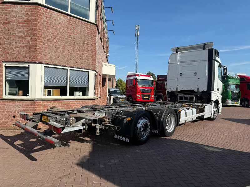 Mercedes-Benz Actros Actros 2542LL 6X2 BDF / ACC / AHK/ TUV 8-2026 / NL TRUCK - 集装箱运输车/ 可拆卸车身的卡车:图4 Mercedes-Benz Actros Actros 2542LL 6X2 BDF / ACC / AHK/ TUV 8-2026 / NL TRUCK - 集装箱运输车/ 可拆卸车身的卡车:图4