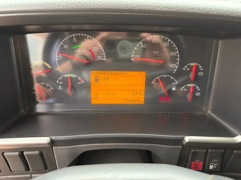 Volvo FM 260 FM9-260 4X2 / Schaltgetriebe / Koffer mit Ladebordwand / Schaltgetriebe / Euro3 - 厢式卡车:图5 Volvo FM 260 FM9-260 4X2 / Schaltgetriebe / Koffer mit Ladebordwand / Schaltgetriebe / Euro3 - 厢式卡车:图5