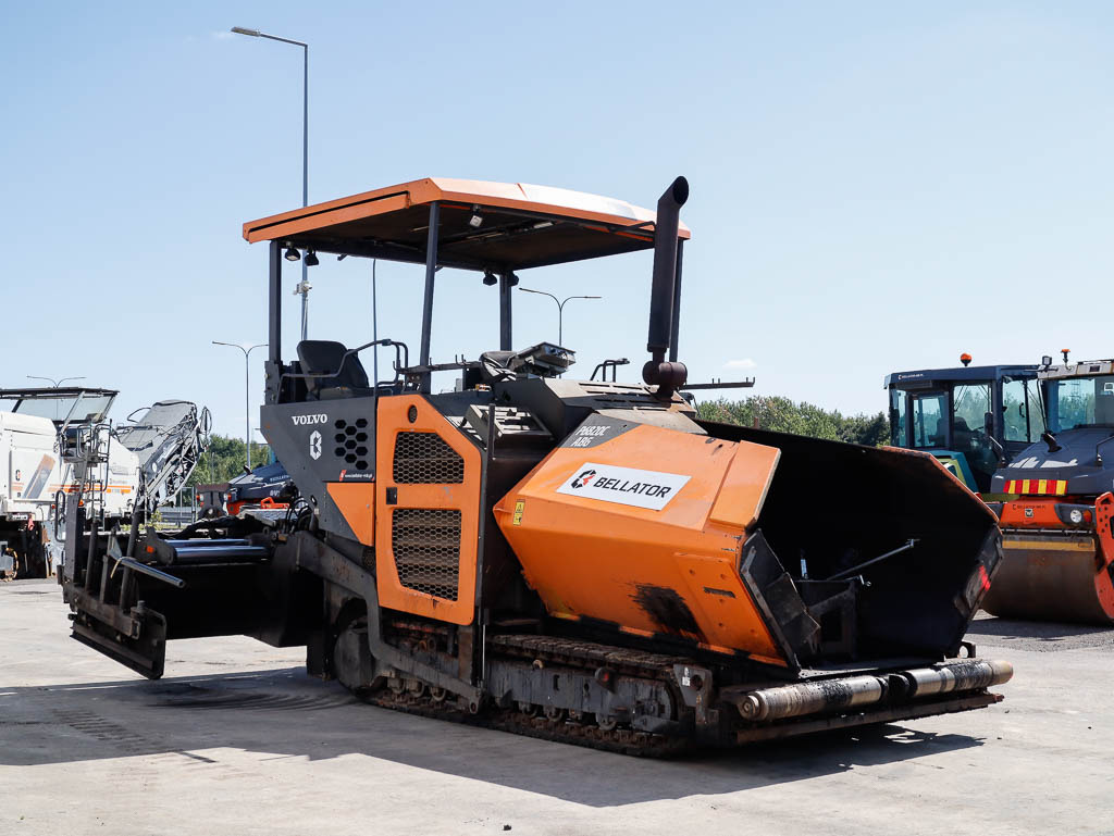 VOLVO ABG P6820C - 沥青铺路机:图4 VOLVO ABG P6820C - 沥青铺路机:图4