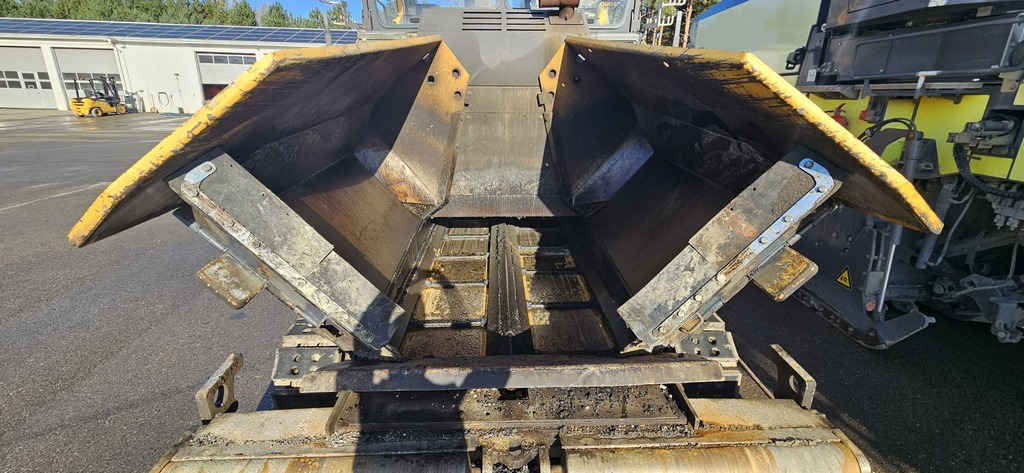 VOLVO ABG P7820C - 沥青铺路机:图2 VOLVO ABG P7820C - 沥青铺路机:图2