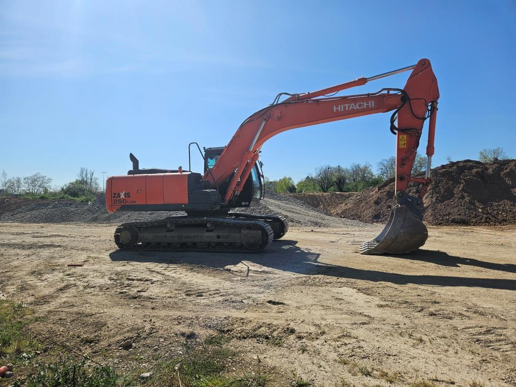 HITACHI ZX 250 LCN-5 - 履带式挖掘机:图1 HITACHI ZX 250 LCN-5 - 履带式挖掘机:图1