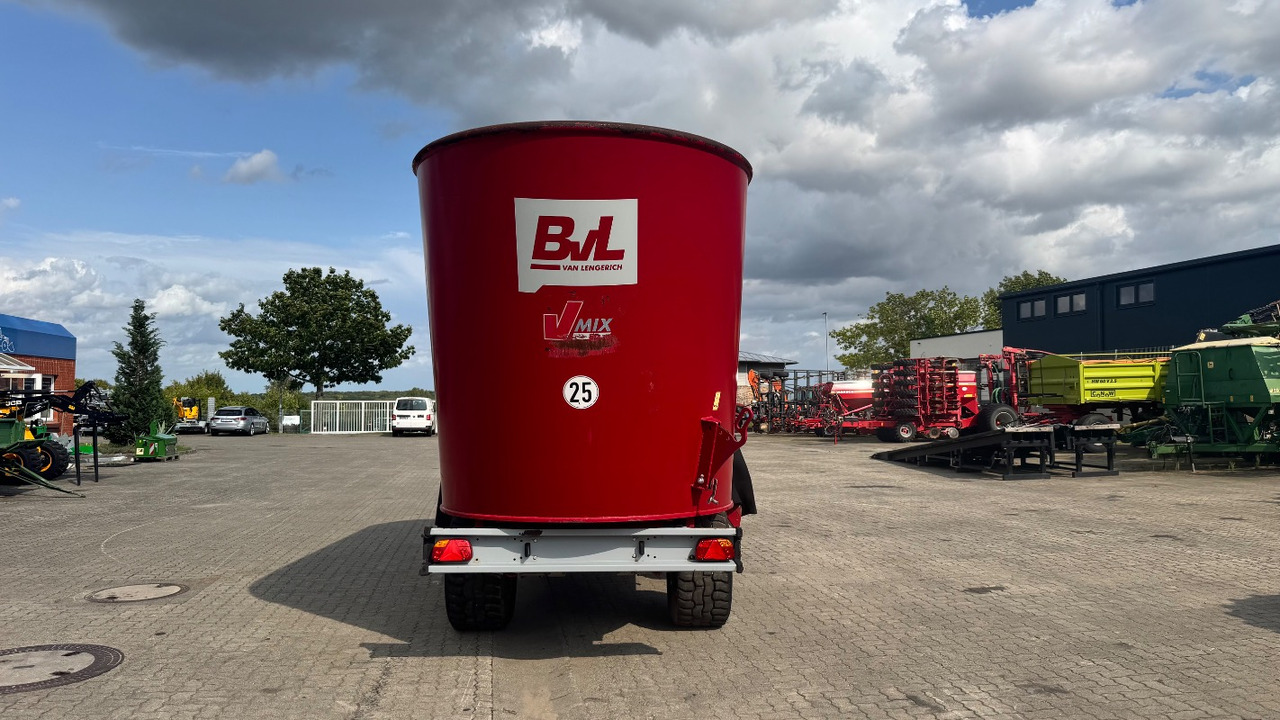BVL V-Mix 17-2S # top Zustand # - 饲料搅拌车:图2 BVL V-Mix 17-2S # top Zustand # - 饲料搅拌车:图2