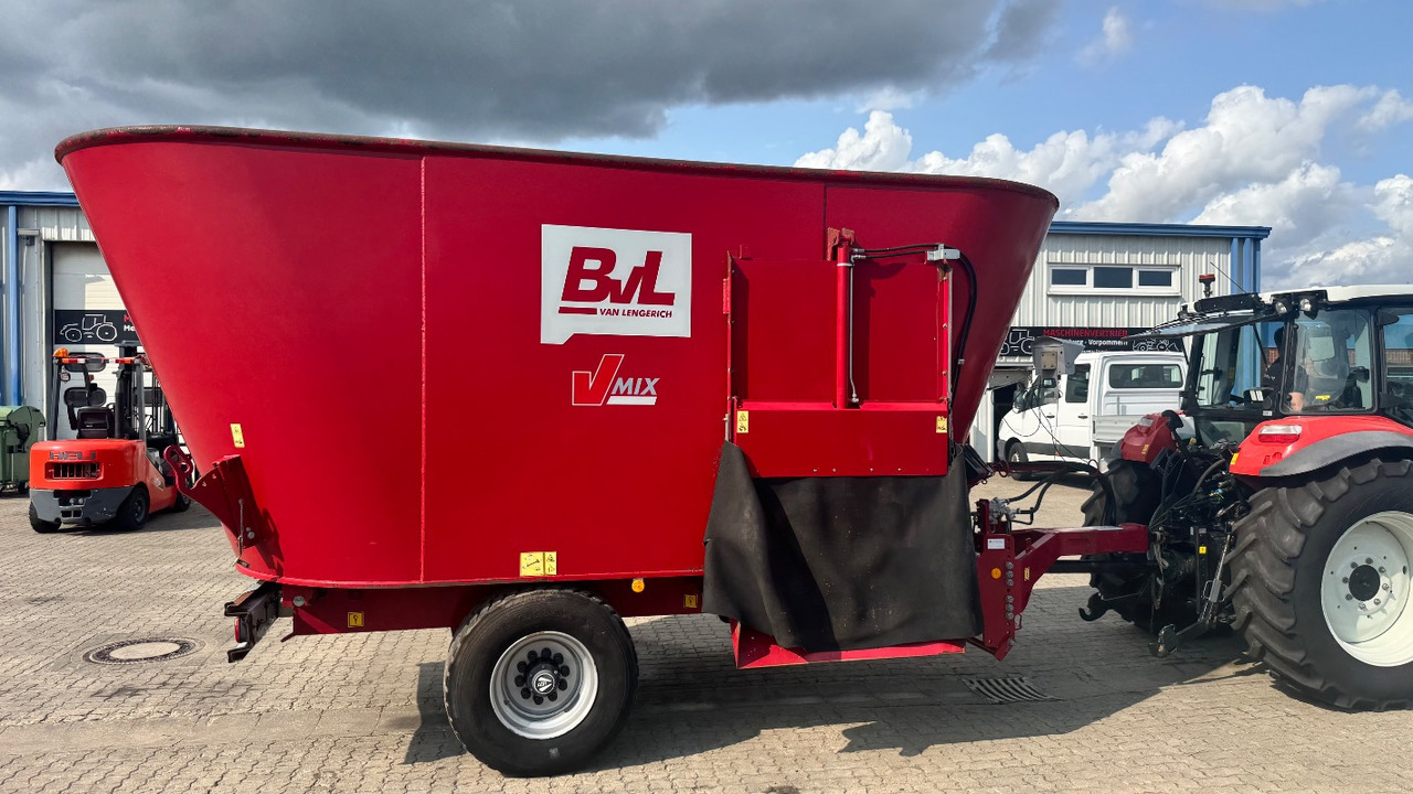 BVL V-Mix 17-2S # top Zustand # - 饲料搅拌车:图1 BVL V-Mix 17-2S # top Zustand # - 饲料搅拌车:图1