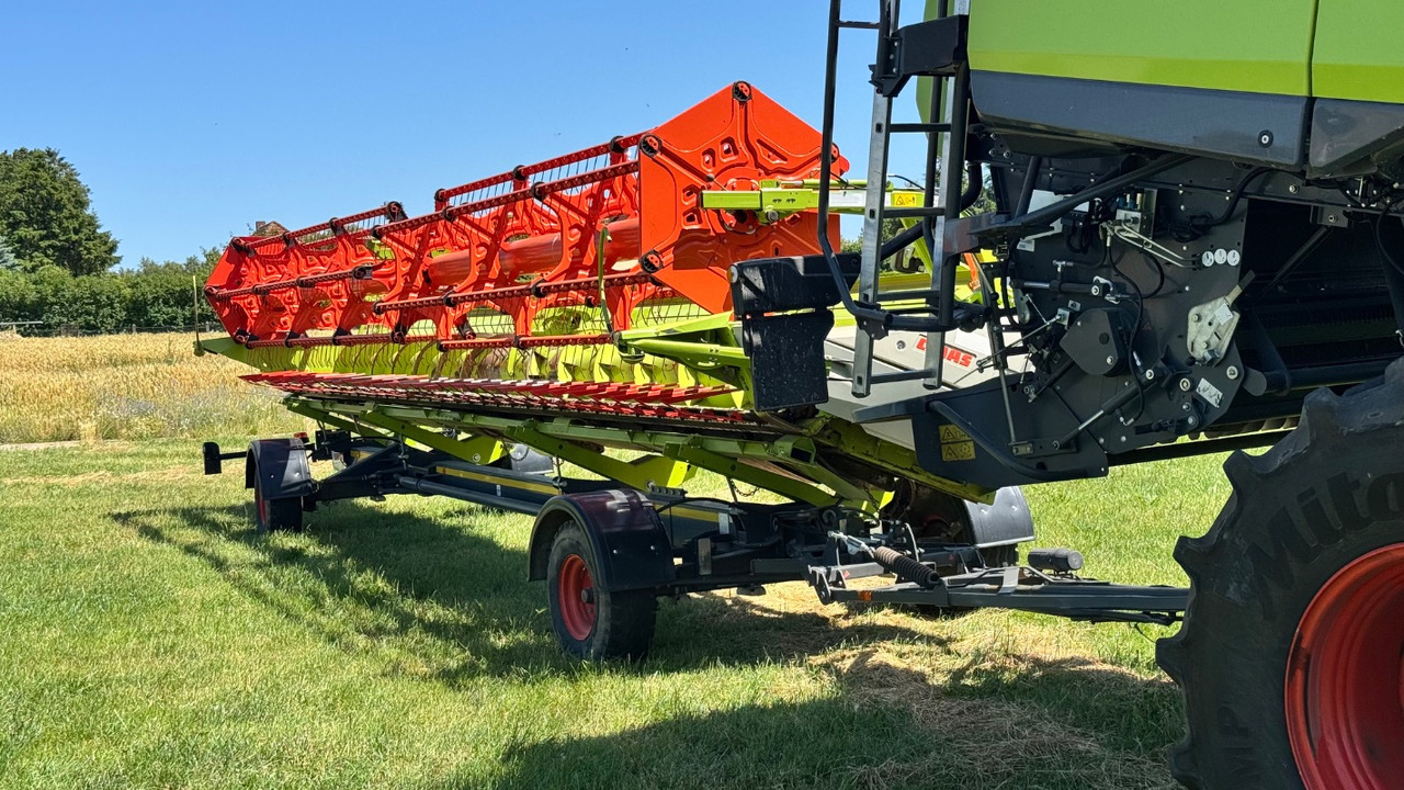 CLAAS Lexion 6900 TerraTrac 890 full Options - 联合收割机:图3 CLAAS Lexion 6900 TerraTrac 890 full Options - 联合收割机:图3